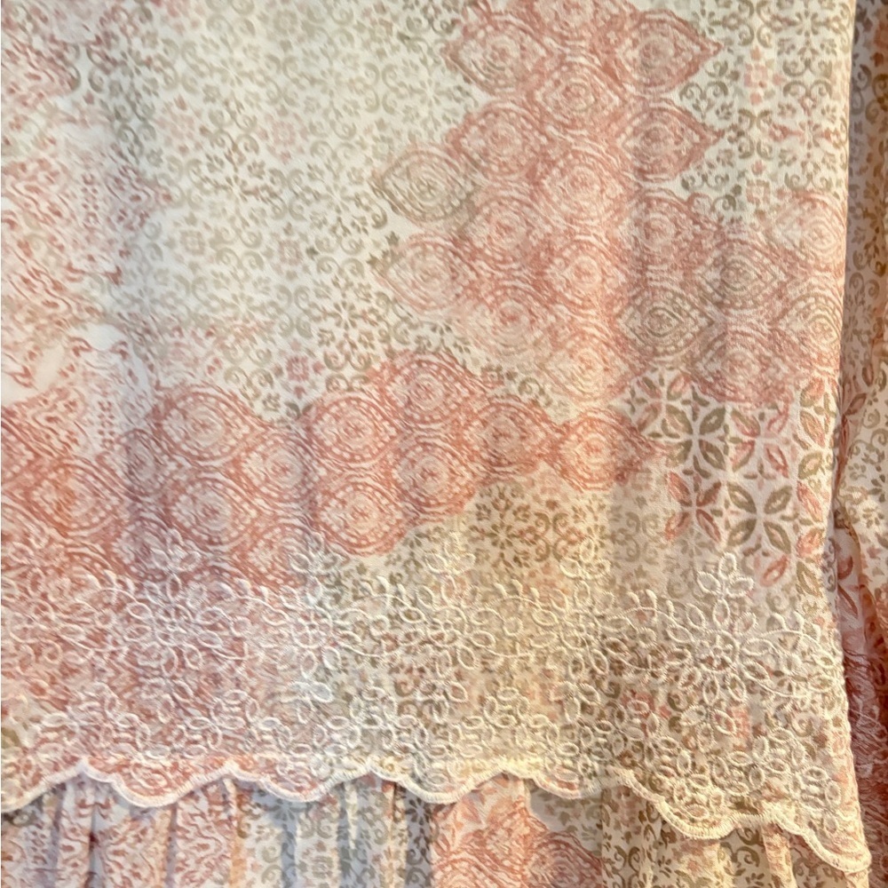 Style & Co Pale Pink & White Embroidered Tunic Top Size XL
(Bin 1) - Picture 10 of 14